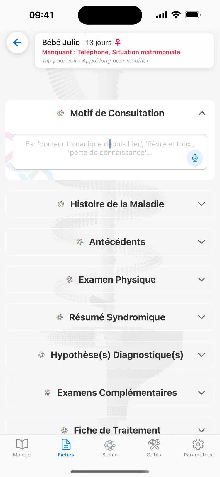 Fiche de consultation en cours : motif de consultation, histoire de la maladie, antécédents, examen physique, résumé syndromique, hypothèses diagnostiques